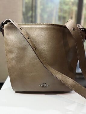 Coach leather shoulder/crossbody bag